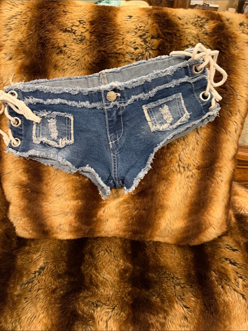 Frayed Lace-Up Denim Cutoff Shorts - Blue CUTE CUTE SHORTS!!!!